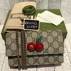 🍒 Authentic Gucci GG Supreme Mini Cheery Chain Bag 🍒 Valentine Bag